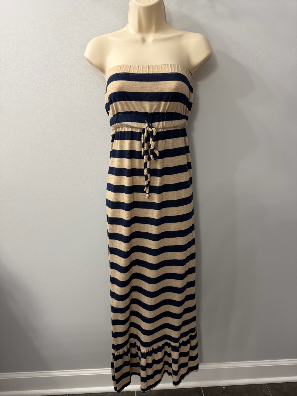Weavers Navy and Tan Strapless Striped Maxi Dress with Drawstring Medium
